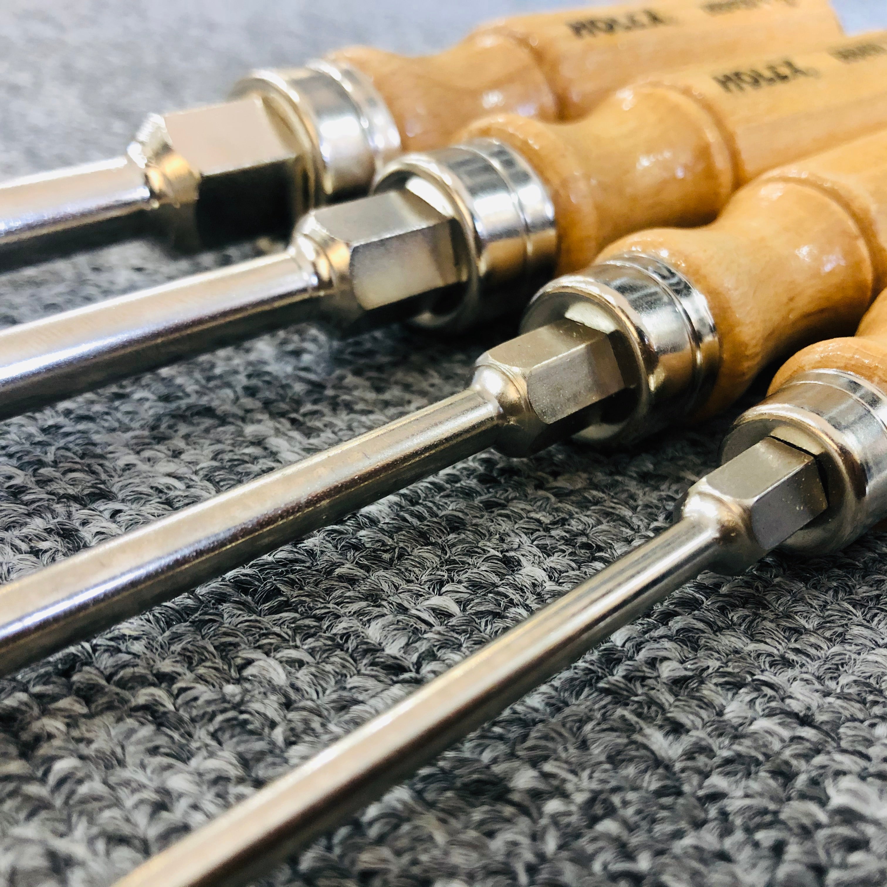 TUA VÍT BAKE PHILLIPS CÁN GỖ 668450 3 TUA VÍT BAKE PHILLIPS CÁN GỖ 668450 3